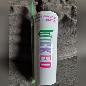 Wicked x Dunkin Tumbler with Green and Pink Straws. NWT .NOT USED. SOLD OUT
